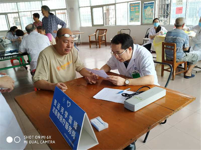 健康管理科深入社區(qū)，貼心服務(wù)守護(hù)村民健康